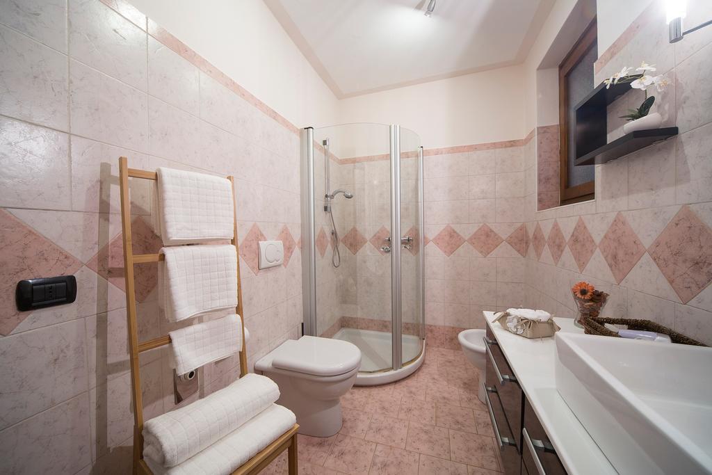 Casa Vacanze La Nautica 바메노 외부 사진